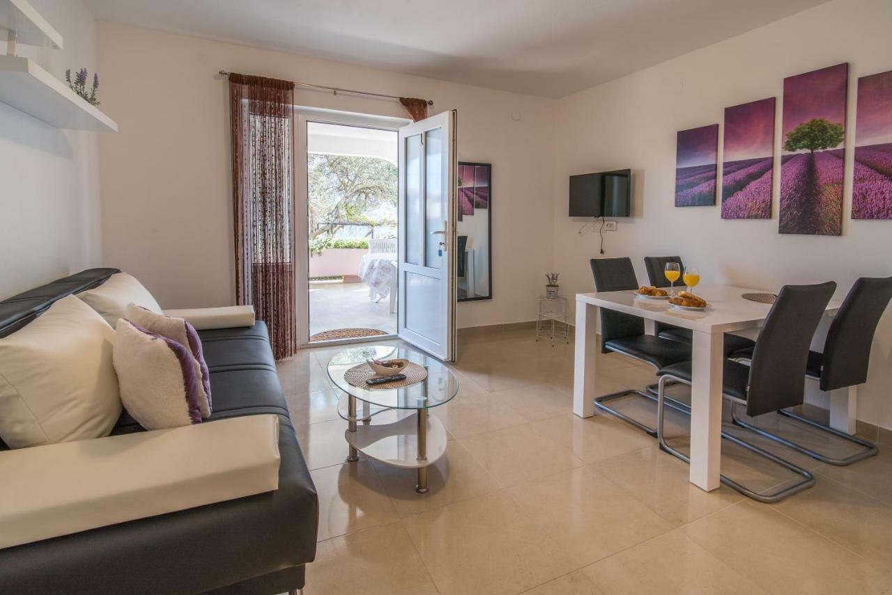Apartments Braut Krk 크르크 외부 사진