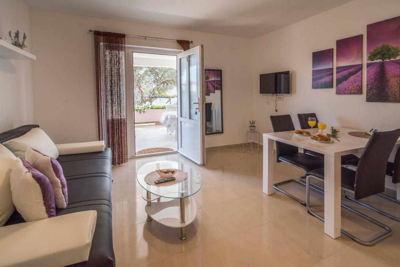 Apartments Braut Krk 크르크 외부 사진